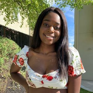 Meet your Posher, Haley